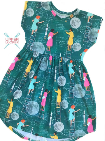 Calculating the Moon Dress